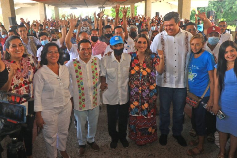 Entregan autoridades apoyos del Programa de BIENPESCA