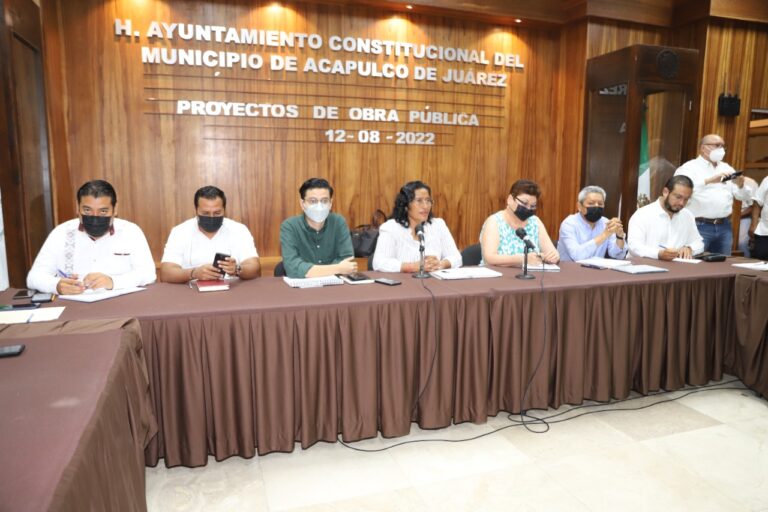 Presenta Abelina López a regidores, proyectos de obra pública para Acapulco