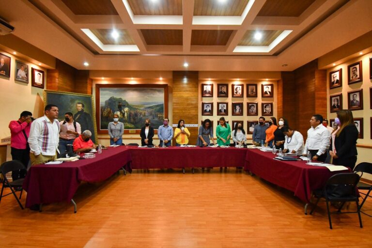 Avanza Ayuntamiento de Chilpancingo en aprobar el primer tabulador salarial