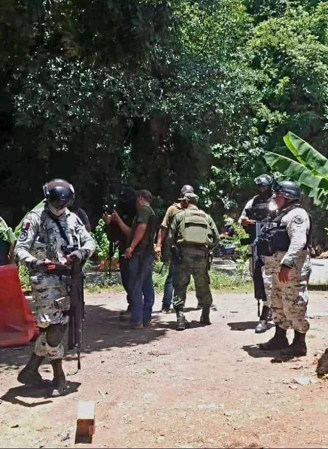 Lanzan dos granadas a la base de la #Policía #comunitaria en Buenavista de la Salud