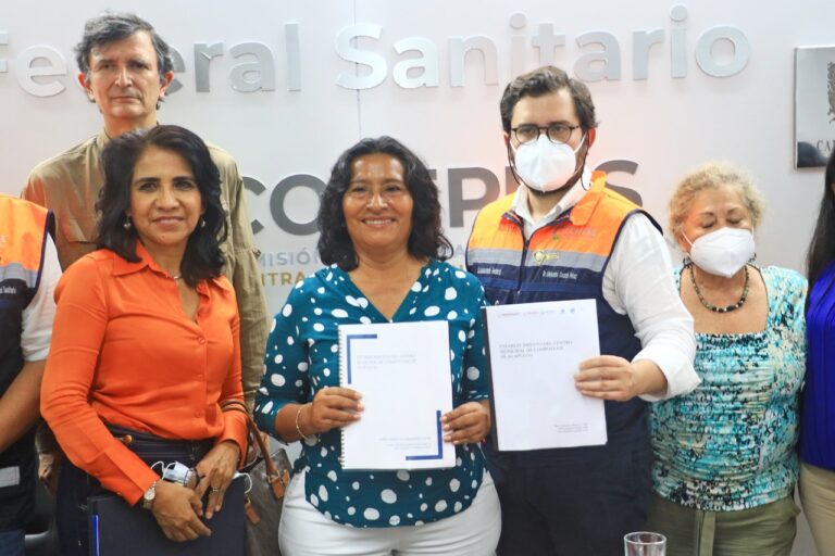 Conjuntar esfuerzos por el bienestar de Acapulco, pide Abelina López