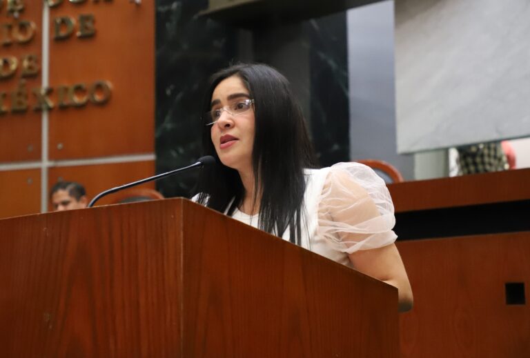 Mediante el diálogo y los acuerdos lograrán desahogar  los asuntos pendientes del Congreso: Yoloczin Domínguez