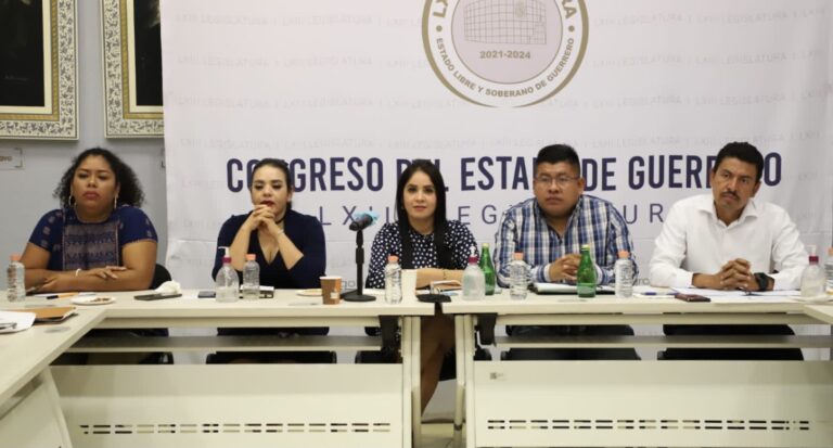 RETOMA EL CONGRESO MESAS DE DIÁLOGO CON REPRESENTANTES DE PUEBLOS ORIGINARIOS SOBRE LA REFORMA INTEGRAL A LA CONSTITUCIÓN