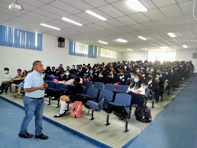 CDHEG IMPARTE CURSO – TALLER A ALUMNOS DE NORMAL “IGNACIO MANUEL ALTAMIRANO”.