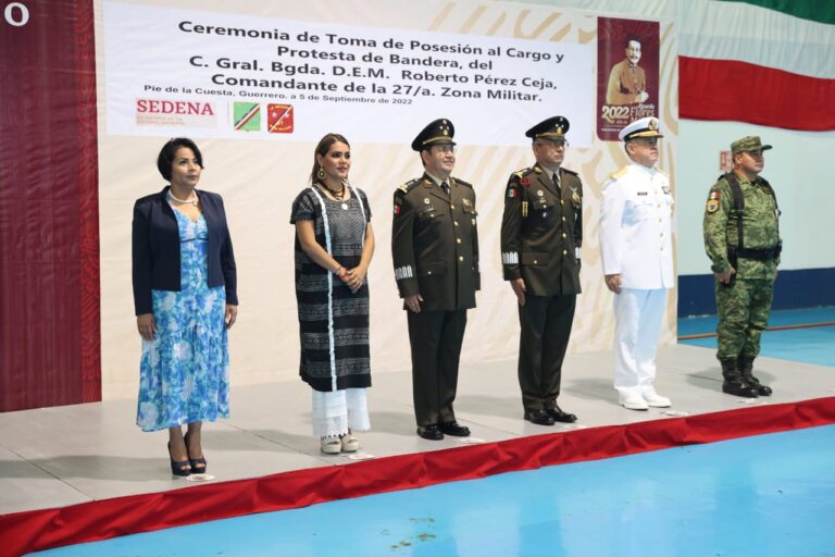 Asiste Evelyn Salgado a la Ceremonia de Posesión de Roberto Pérez Ceja como comandante de la 27 Zona Militar