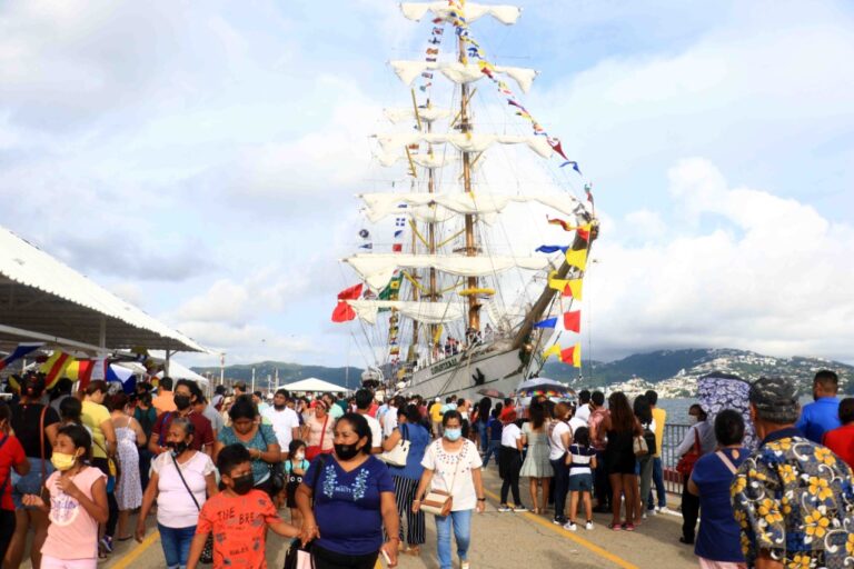 Un éxito Primer Encuentro Cultural y Marítimo «Velas Acapulco»: Abelina López