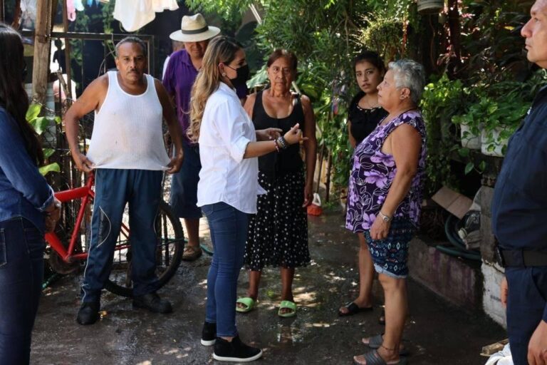 ACUDE EVELYN SALGADO A REITERAR SU APOYO Y RESPALDO A LOS DEUDOS DE LAS VÍCTIMAS DE SAN MIGUEL TOTOLAPAN