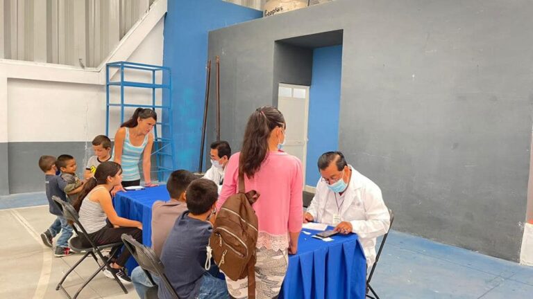 Lleva Salud Guerrero Brigadas Médicas Móviles a la población de Pilcaya