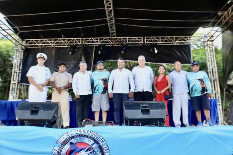 Comienza la gran fiesta deportiva el 3er Torneo Nacional de Pez Vela Acapulco