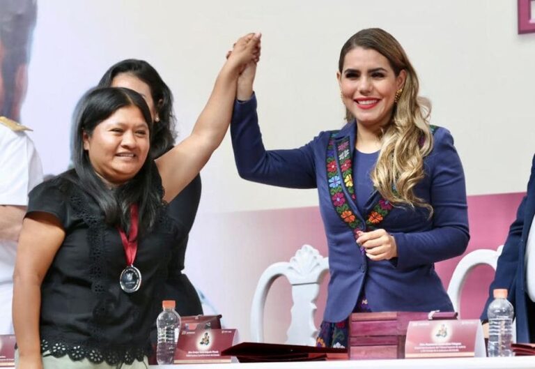 Reconoce Evelyn Salgado a mujeres y hombres que todos los días contribuyen al crecimiento y bienestar de Guerrero