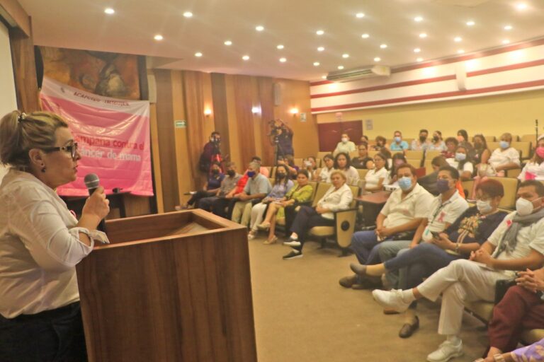 Con actividades, el Gobierno Municipal conmemora Día Internacional del Cáncer de Mama