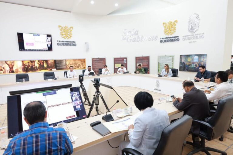 Refuerza gobernadora Evelyn Salgado coordinación y operativo de seguridad con vigilancia en carreteras y zonas de mayor afluencia de visitantes en Guerrero.