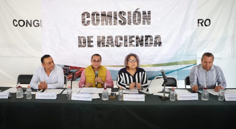SE REÚNEN COMISIÓN LEGISLATIVA DE HACIENDA Y ALCALDES PARA ESTABLECER LA RUTA HACIA UNA ÓPTIMA RECAUDACIÓN DE IMPUESTOS