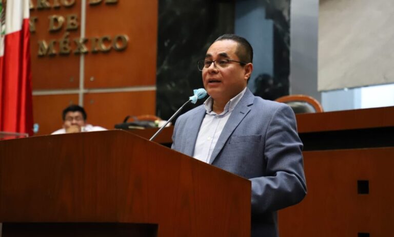 PLANTEAN REFORMA PARA LA GRATUIDAD DE ESTACIONAMIENTOS EN CENTROS COMERCIALES