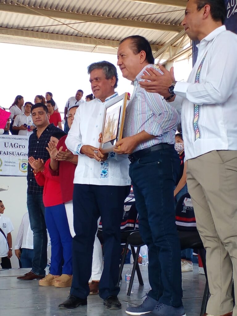 Reconoce la federación a la UAGro cómo la mejor universidad en transparencia financiera