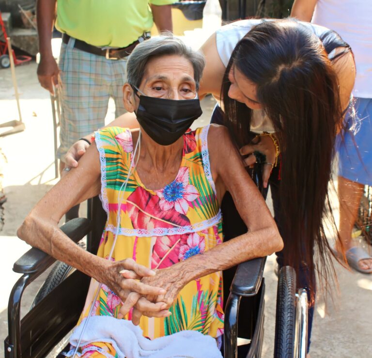 ¡SEGUIMOS CUMPLIENDO Y APOYANDO CON AMOR EN EL DISTRITO 06 LOCAL DE ACAPULCO!
