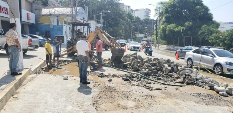 Por fuga de agua potable en Farallón,  Capama suspende tandeo en varias colonias