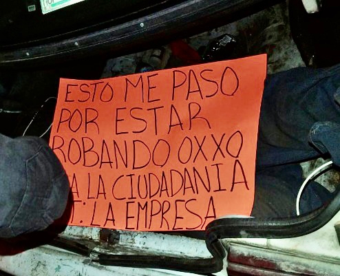 Dos ejecutados en el arco de La Venta, aparecen adentro de un colectivo torturados y encajuelados les dejan cartulina con mensaje.