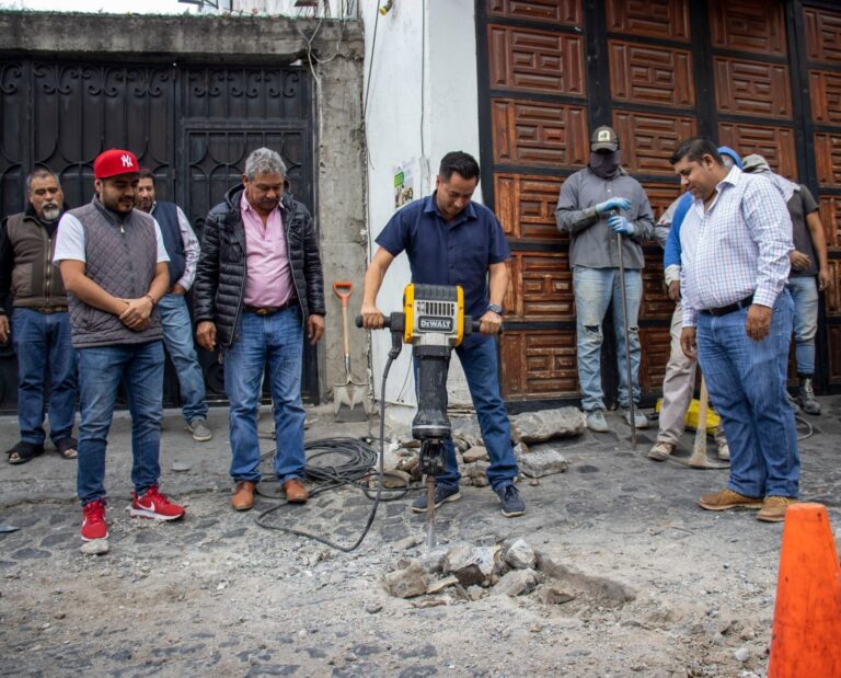 Los habitantes del tradicional barrio del Chorrillo se benefician con el programa ¿Dime dónde? de bacheo.