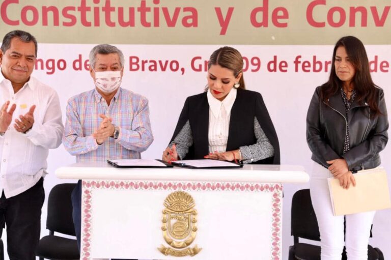 LA EDUCACIÓN ES LA MEJOR INVERSIÓN PARA LA PACIFICACIÓN, EL BIENESTAR Y DESARROLLO DE GUERRERO: EVELYN SALGADO