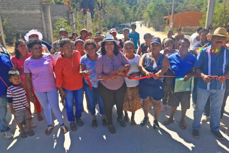 Inaugura Abelina López, obras por más de 7 MDP en la zona conurbada