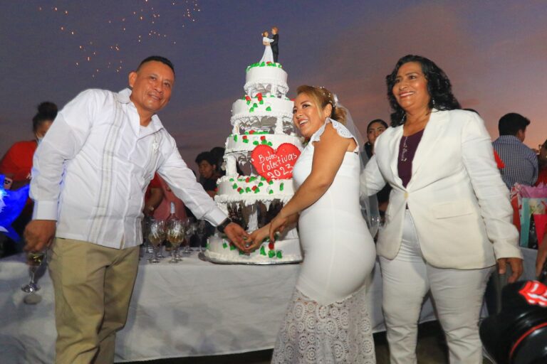 Asisten más de 8 mil ciudadanos a las Bodas Colectivas 2023 del Gobierno de Acapulco