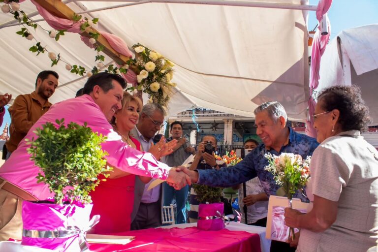 “Así es el amor”, Celebran bodas comunitarias en Taxco de Alarcón