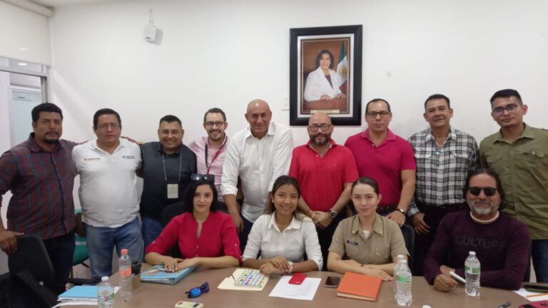 Instalan autoridades “Comité de Avistamiento Responsable de Ballenas”