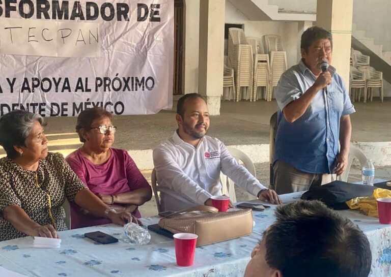 Realizan acto de apoyo a Adán Augusto en Tecpan de Galeana