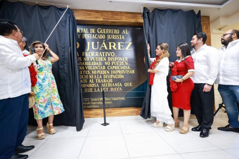 EL GOBIERNO QUE ENCABEZO SIEMPRE MANTENDRÁ RESPETO ABSOLUTO E IRRESTRICTO A LA AUTONOMÍA DE LOS PODERES: EVELYN SALGADO