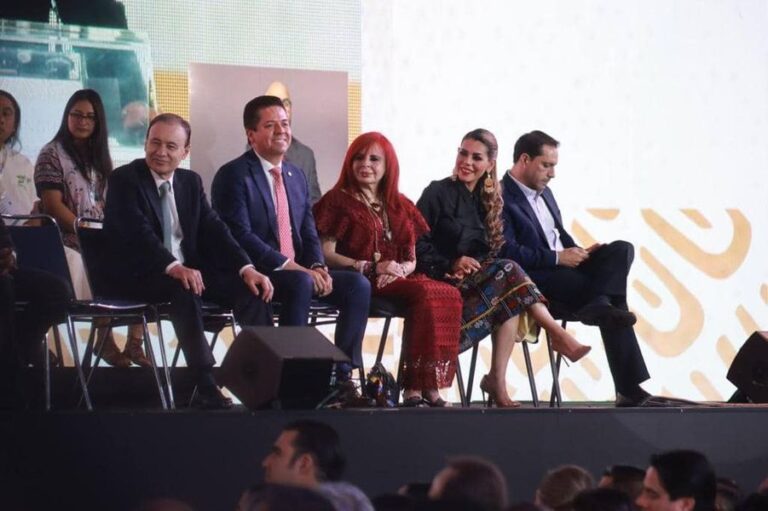 Asiste Evelyn Salgado a la inauguración de la 47 Edición del Tianguis Turístico en la CDMX
