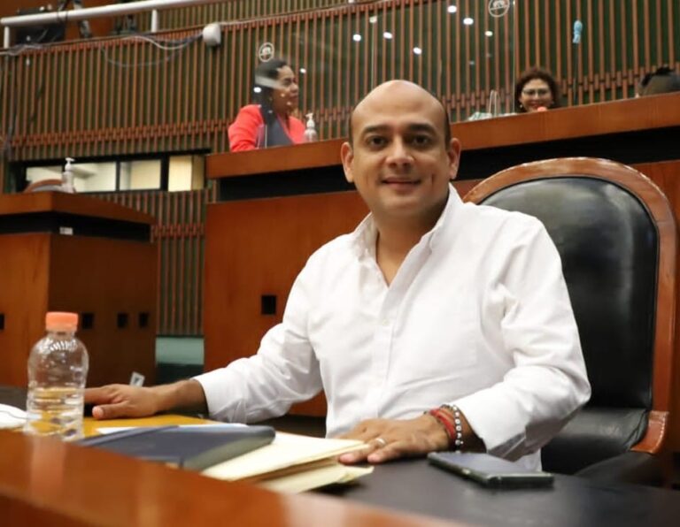 DEUDORES ALIMENTARIOS DEBEN CUMPLIR CON LA PENSIÓN DE SUS HIJOS: RAFA NAVARRETE