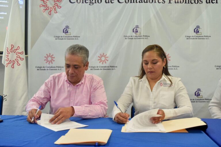 Firma Tecnológico de Acapulco convenios de colaboración con Colegio de Contadores de Guerrero*