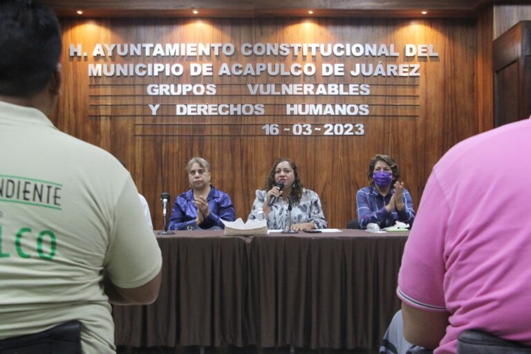 Imparte Gobierno Municipal conferencia “Grupos vulnerables y Derechos Humanos”
