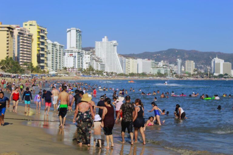 Deja segundo fin de semana largo derrama de más de 845 MDP en Acapulco