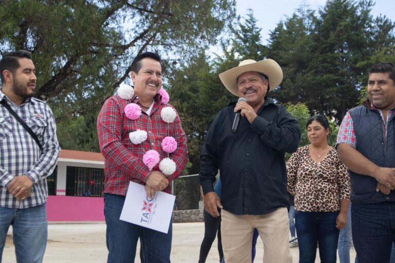 MARIO FIGUEROA MUNDO DE MANERA HISTÓRICA INVIERTE EN INFRAESTRUCTURA EDUCATIVA EN TAXCO.
