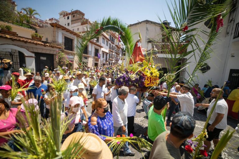 Hoy en Taxco inició una de las tradiciones  de mayor fervor en el catolicismo. “Domingo de Ramos”