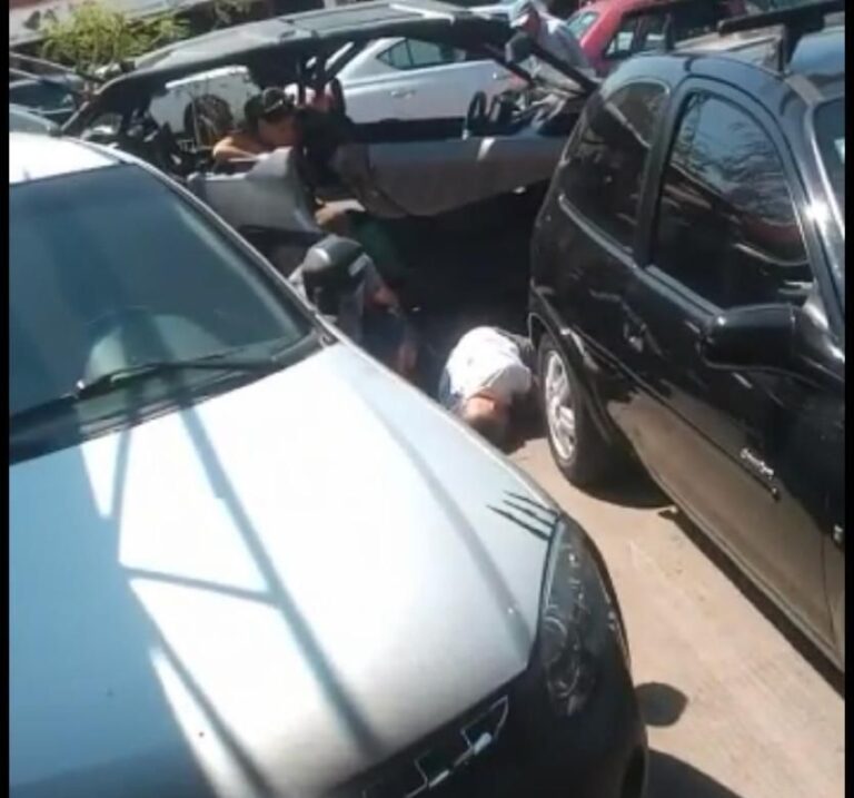 Ataque armado a un taller de motos en el fraccionamiento Granjas del Marqués, deja a dos masculinos muertos