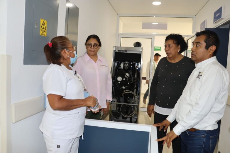 Supervisan INSABI y SSG unidades médicas para su rehabilitación en la Costa Chica