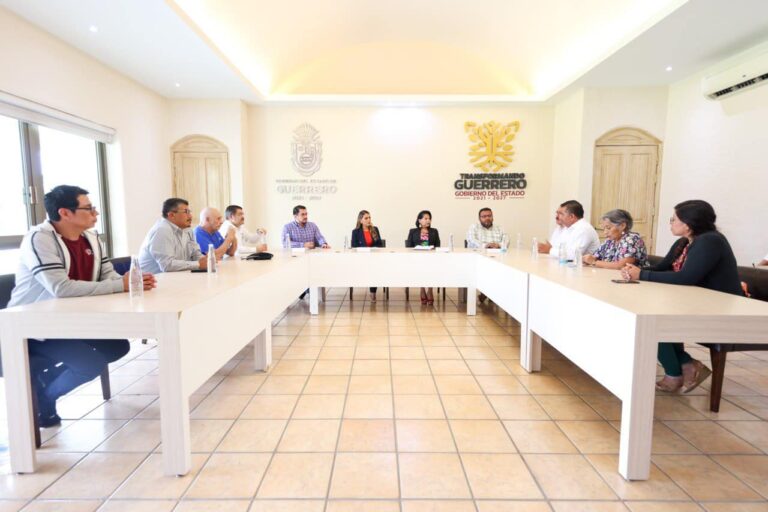 Diálogo y respeto con todos los sectores sociales: Evelyn Salgado