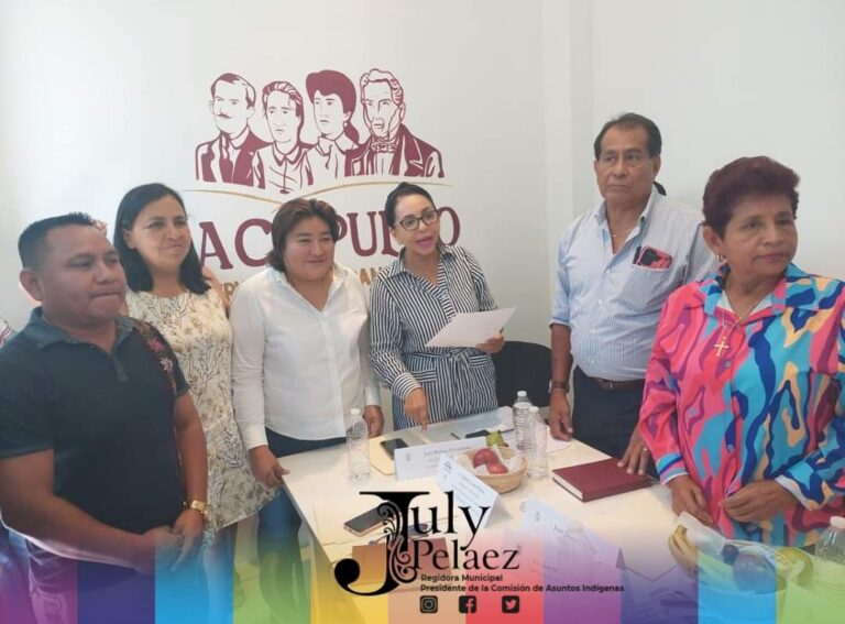 Asiste la regidora July Pelaez a la Comparecencia del director de asuntos étnicos el Lic. Juan Diego Martinez Maximino