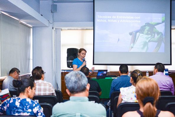 PERSONAL DE CDHEG CONTINUA EN CAPACITACIÓN EN TEMA DE DEFENSA DE LAS NIÑAS, NIÑOS Y ADOLESCENTES