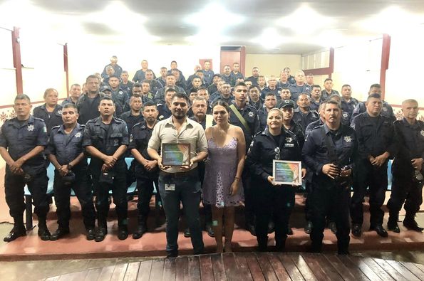 “CDHEG CAPACITA A PERSONAL DE SEGURIDAD PÚBLICA EN TEMAS DE DERECHOS HUMANOS DE LA DIVERSIDAD SEXUAL EN ATOYAC DE ÁLVAREZ”