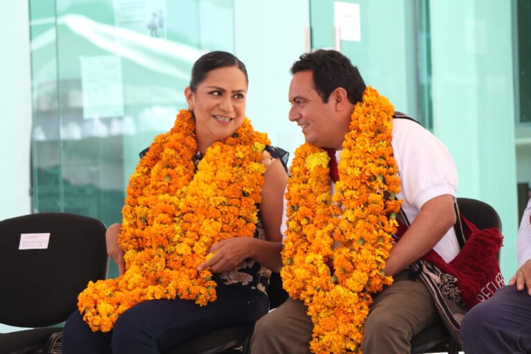 Ariadna Montiel e Iván Hernández instalan comités del Bienestar en La Montaña