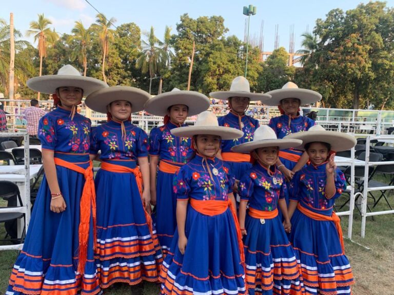 «Acapulqueñas del CET» representaran a Guerrero en el «XXX Campeonato Nacional de Charro infantil, juvenil y escaramuzas»