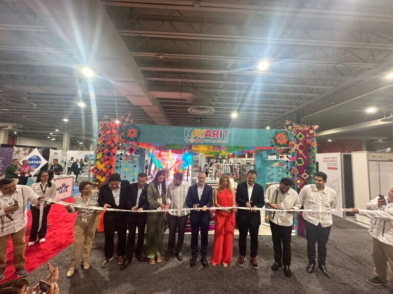 Asiste Gobierno Municipal al pabellón de México en “World Travel Expo 2023”