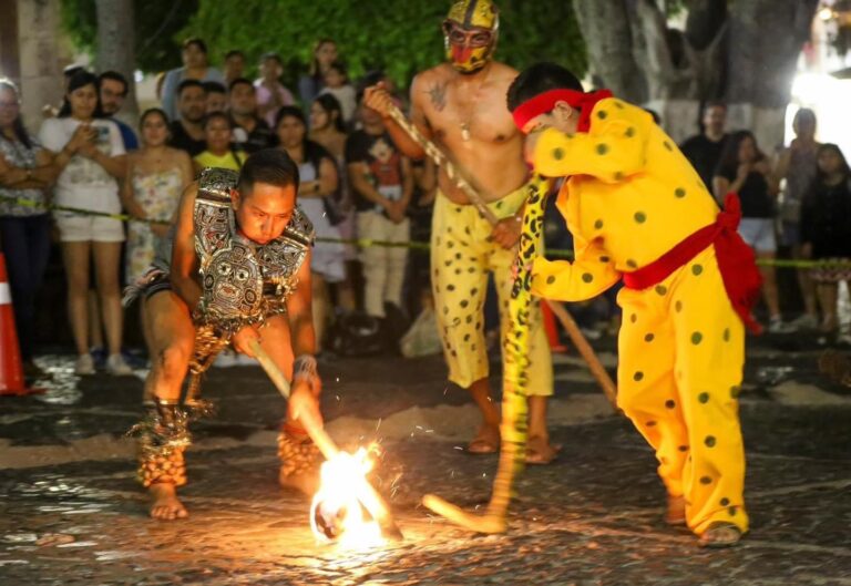 Por primera vez en Taxco se llevó a cabo la representación del Juego de Pelota Mesoamericano.