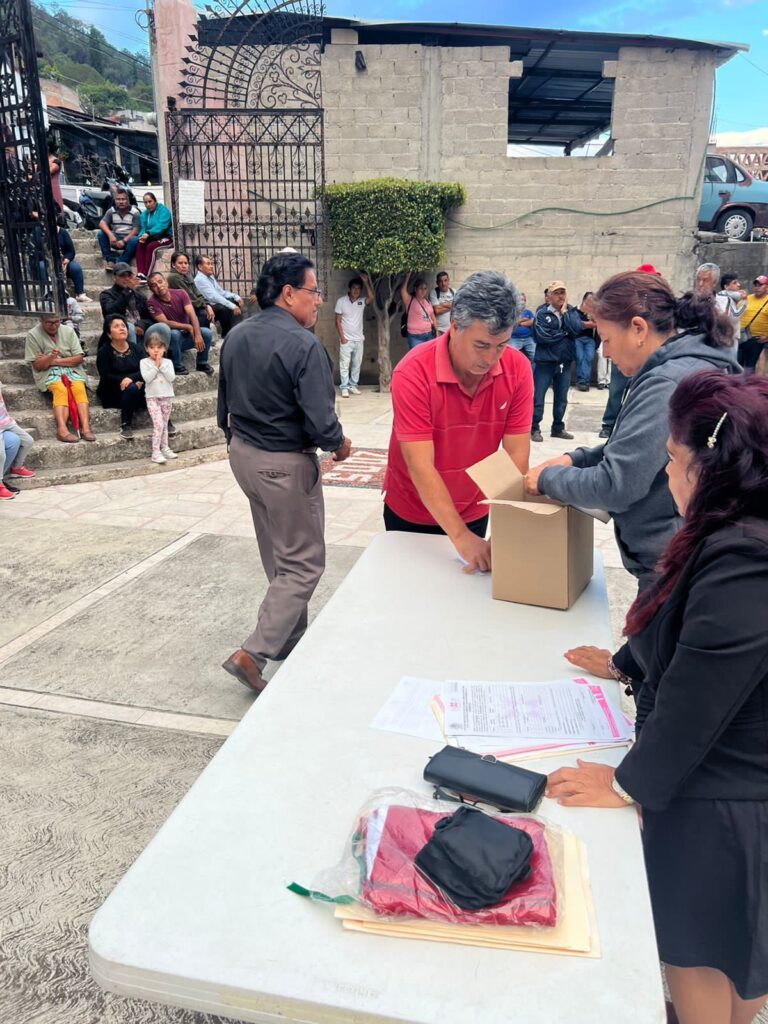 CASAHUATES SE REÚNE PARA ELEGIR A SU COMISARIO.