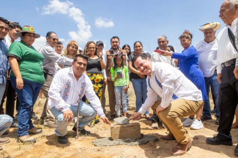 ESTE ES EL AÑO DE LA EDUCACIÓN EN MI GOBIERNO, MARIO FIGUEROA MUNDO