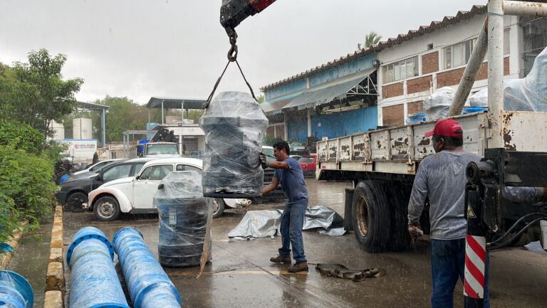 Instruye Abelina López Rodríguez la sustitución de equipos de bombeo y rehabilitación de plantas